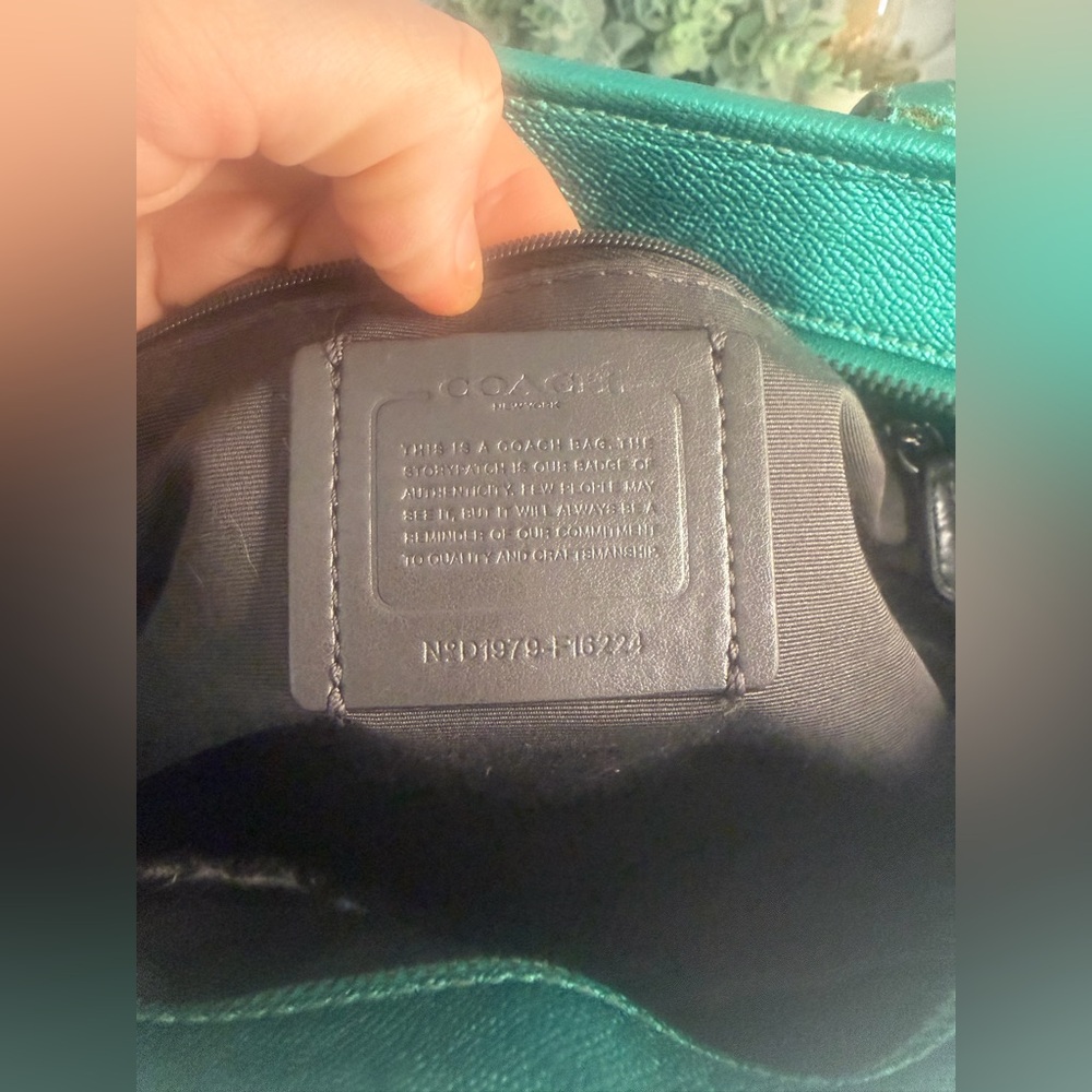 Authentic Coach Metallic Sea Green City Tote & matching Wallet - Picture 6 of 12
